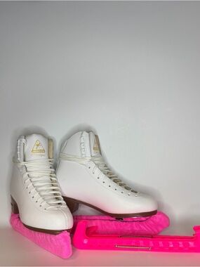 Jackson Classique Figure Skates Women’s Size 9 Ice Skates
